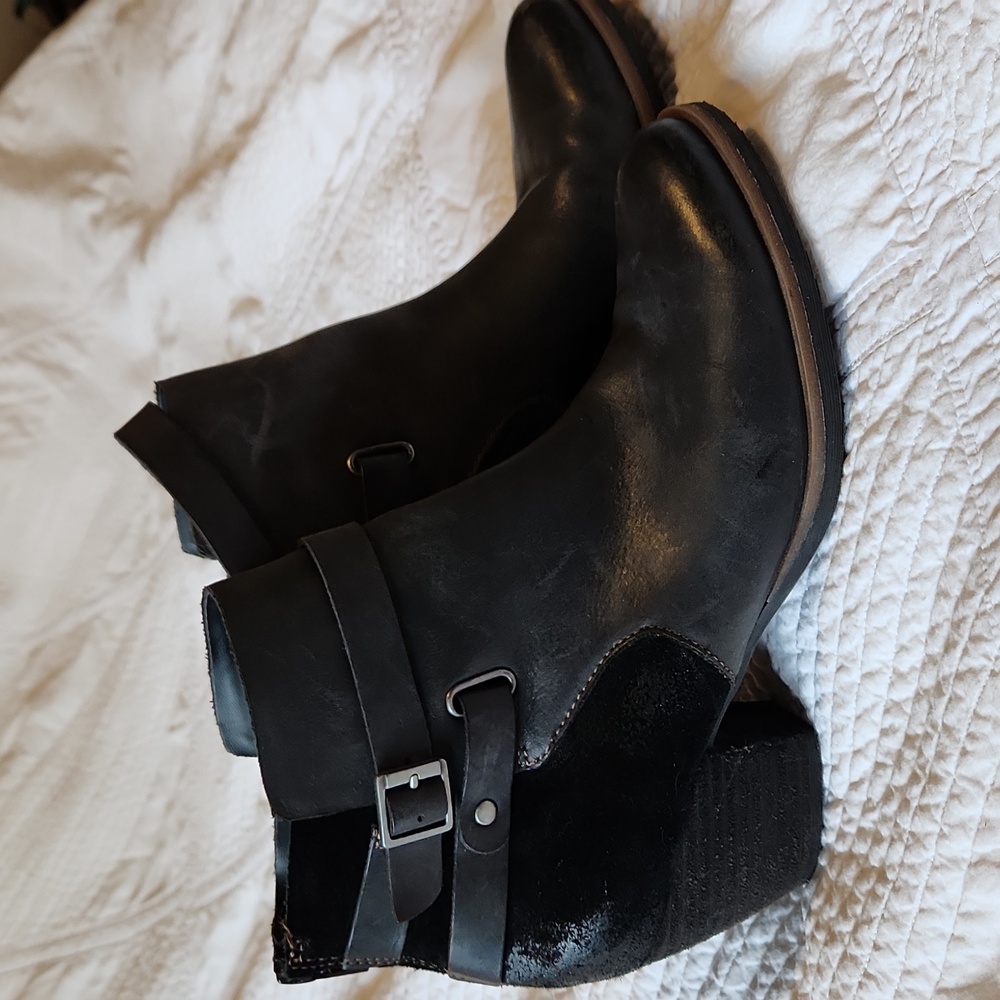 Korks by Korkease Black Reynosa Booties